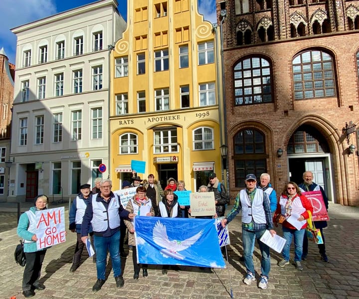 Wir, das Stralsunder Friedensbündnis, protestieren auf das Schärfste gegen den völkerrechtswidrigen Angriff Israels und der USA auf den Iran.